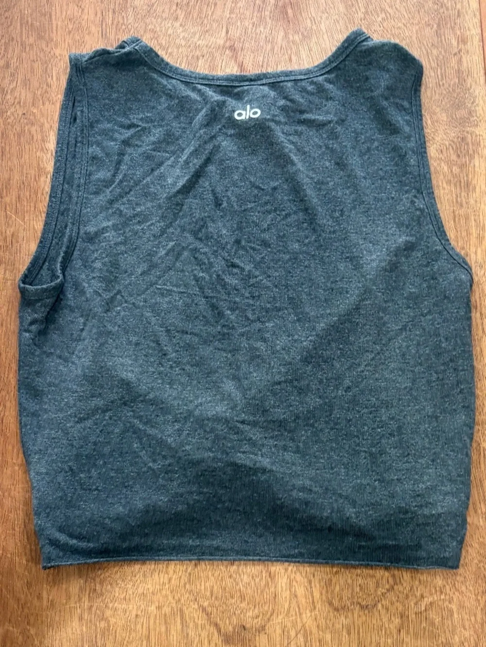 Alo Yoga Women's Cover Twist Front Cropped Tank Top
